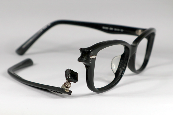 RayBan　RB5252　ヨロイ折れ　修復再生