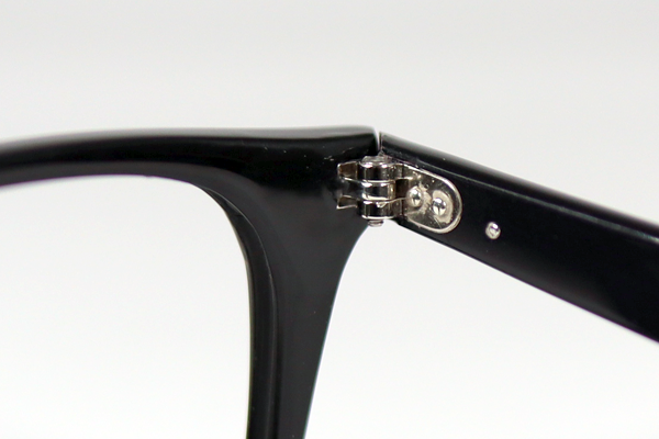 RayBan　黒樹脂フレーム　ヨロイ割れ　修復再生