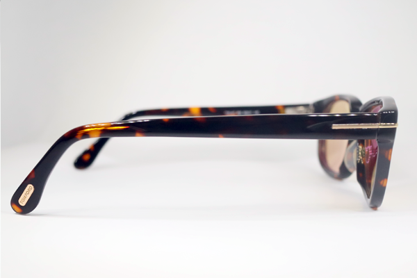 TOM FORD 右ヨロイ飾り 復刻再生