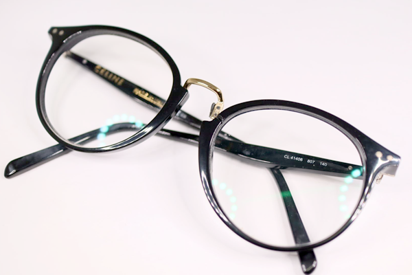 CELINE 左リム切れ 接着剤除去 修復再生