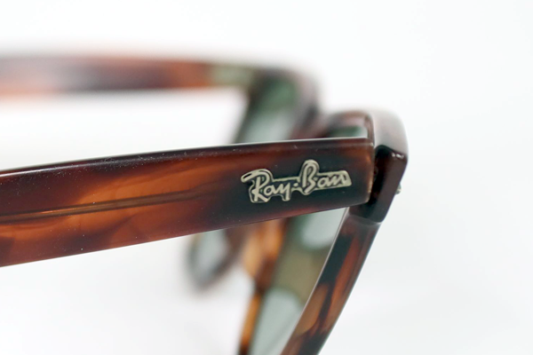 Ray-Ban ウェイファーラー2 右テンプル丁番カシメ直し 修復再生