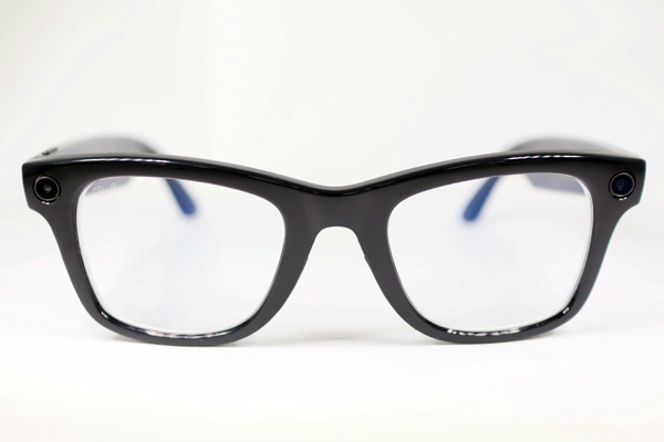 Ray-Ban Meta スマートグラス 右リム切れ 修復再生