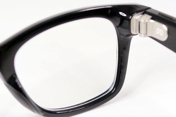 Ray-Ban Meta スマートグラス 右リム切れ 修復再生